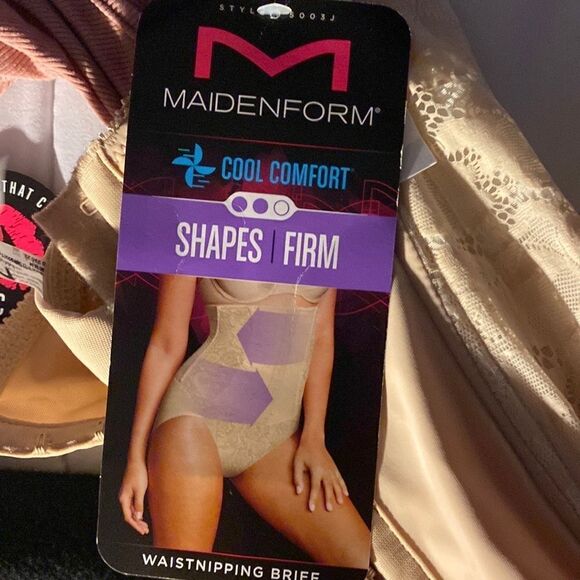 Maidenform Waist Cincher Shapewear - Picture 9 of 9